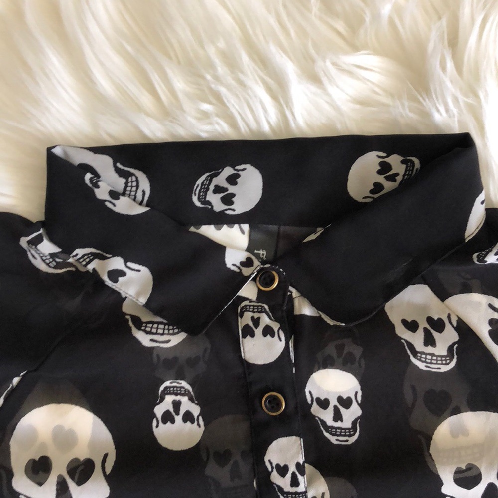 LADIES SHEER LONG SLEEVE 💀 - Picture 5 of 6